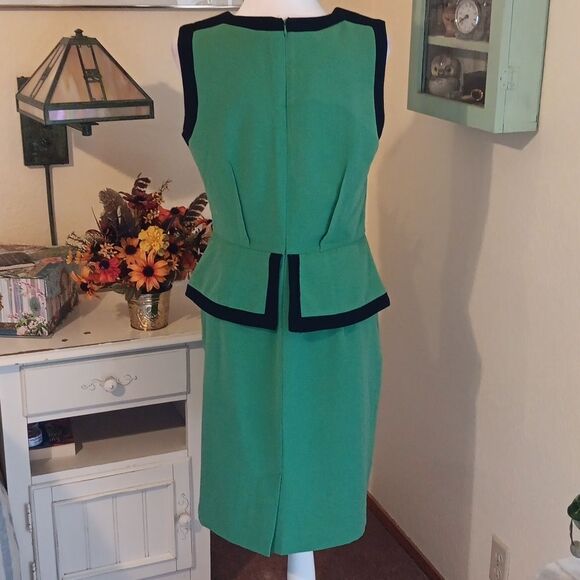 Shelby & Palmer Green Peplum Dress. Colorblock. Professional. Career - Picture 5 of 9